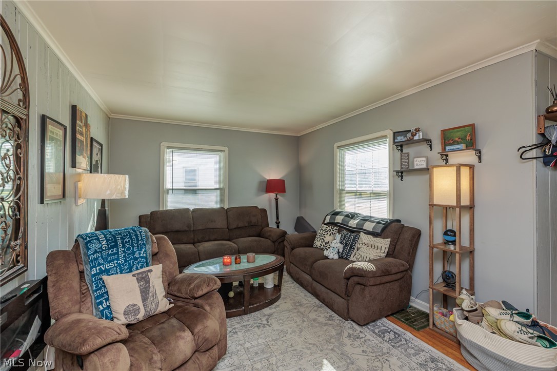 2415 E Ridgewood Drive