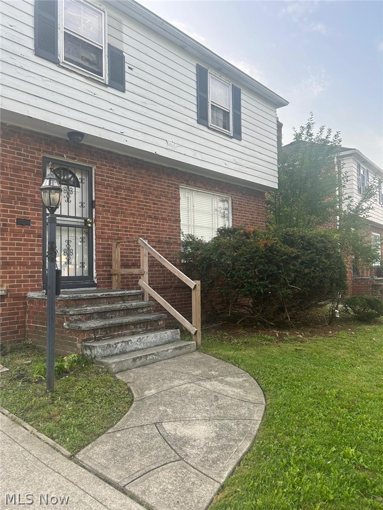3881 E 155th Street