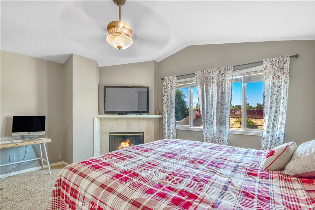 5866 Ridgegate Drive
