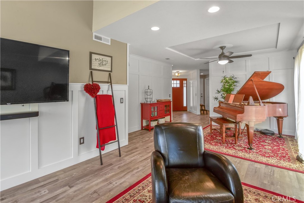 5866 Ridgegate Drive