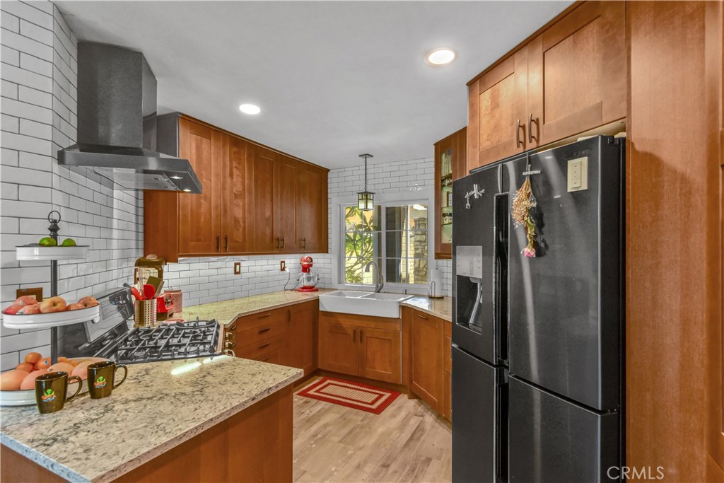 5866 Ridgegate Drive