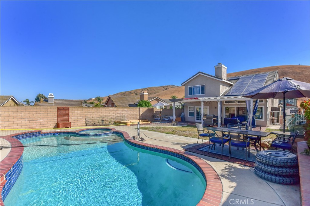 5866 Ridgegate Drive