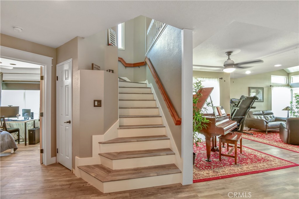 5866 Ridgegate Drive