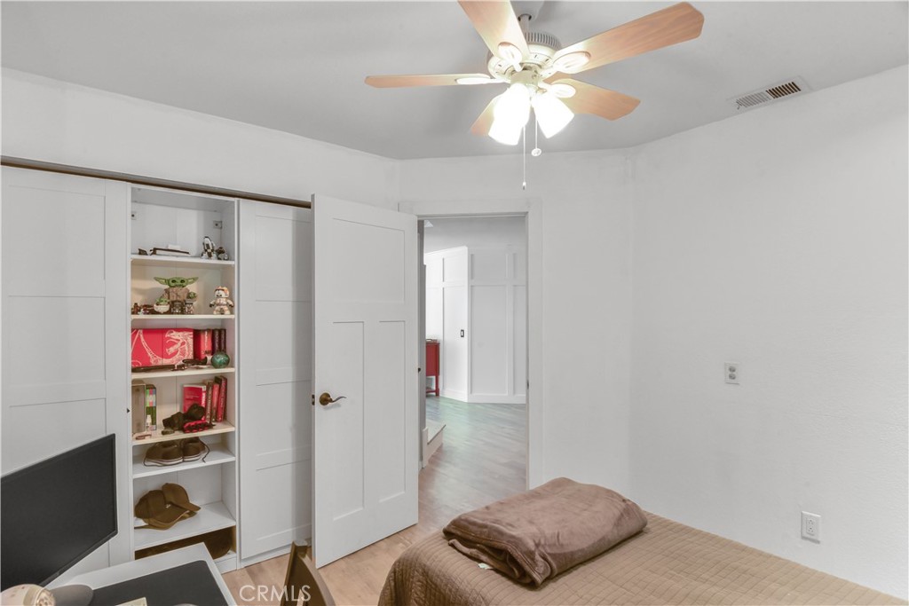 5866 Ridgegate Drive