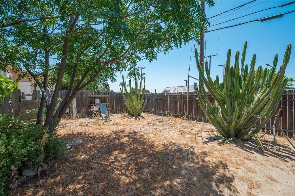 904 E Juanita Avenue