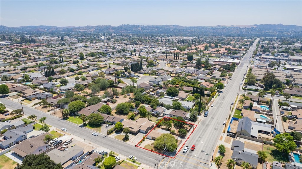 904 E Juanita Avenue