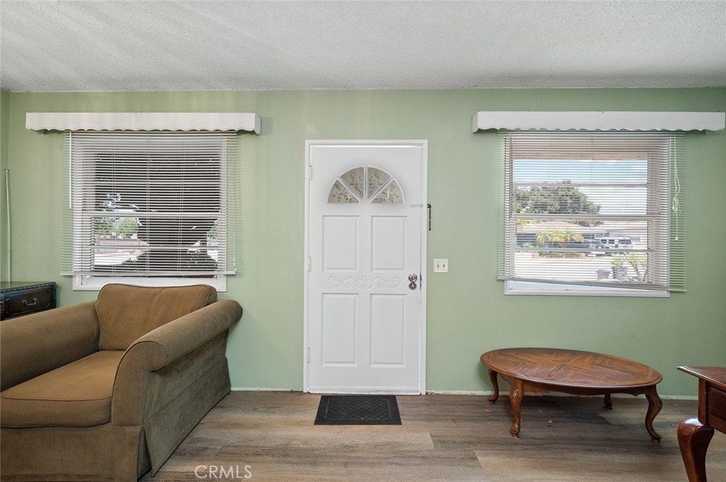 904 E Juanita Avenue