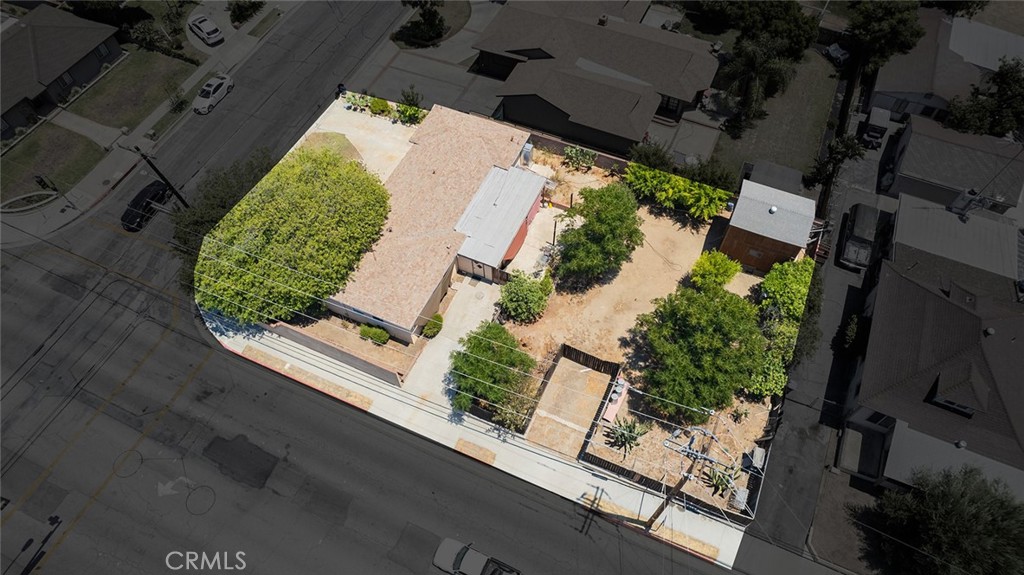 904 E Juanita Avenue