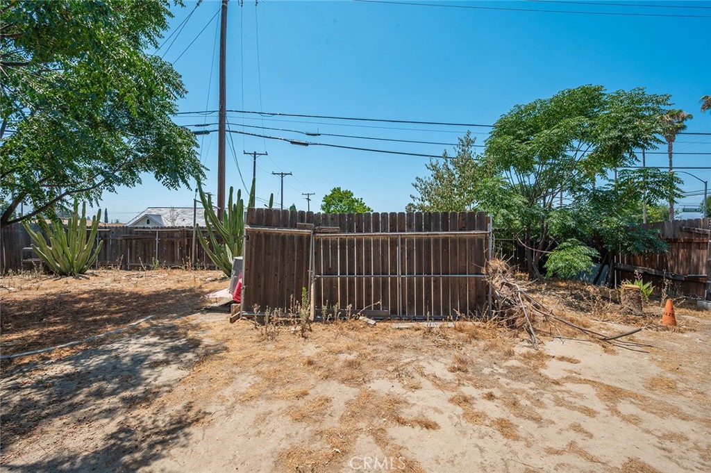 904 E Juanita Avenue