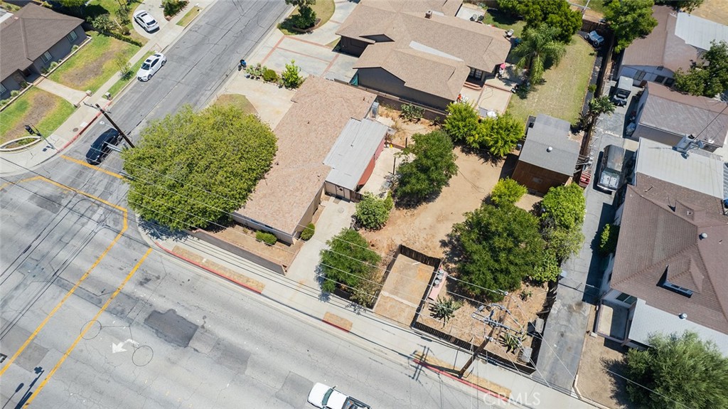 904 E Juanita Avenue
