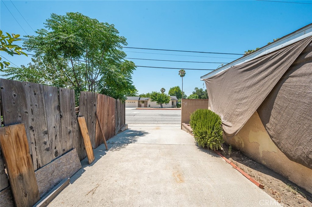904 E Juanita Avenue