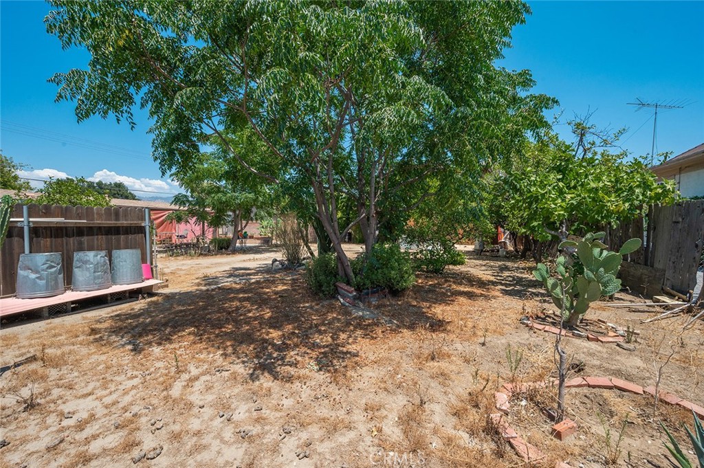 904 E Juanita Avenue