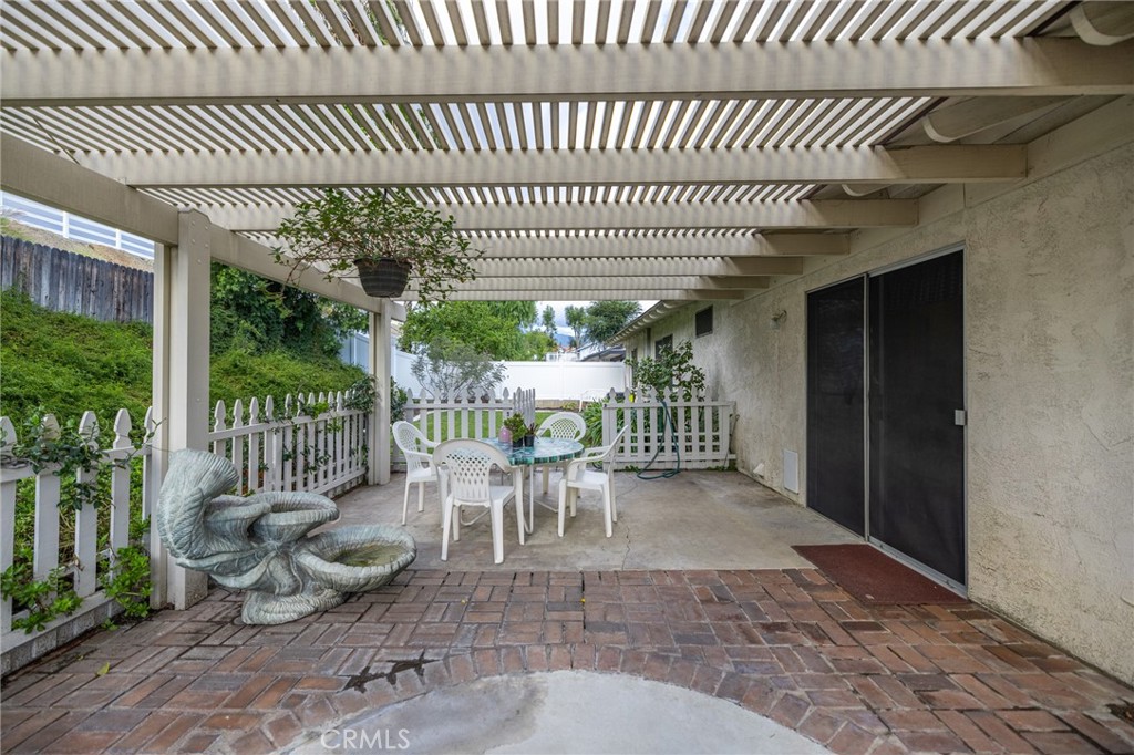 7608 Pepper Street