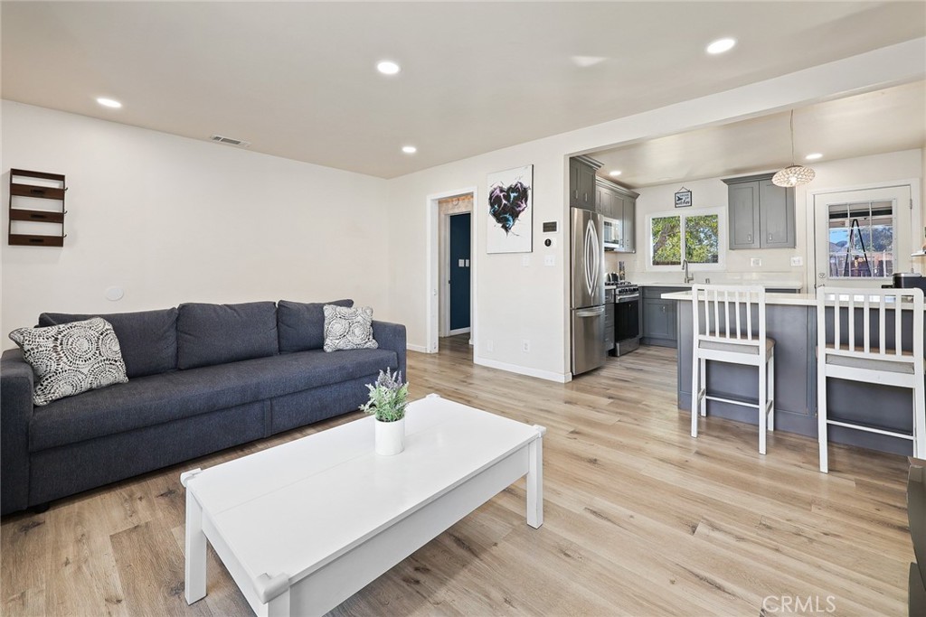 1646 Hacienda Place