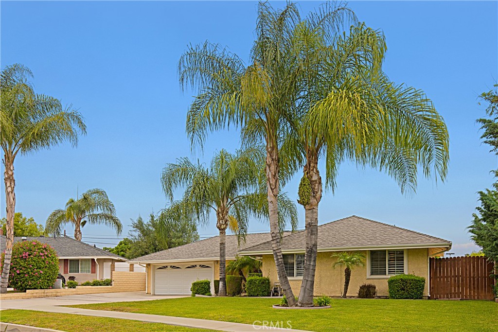 14920 Redwood Lane
