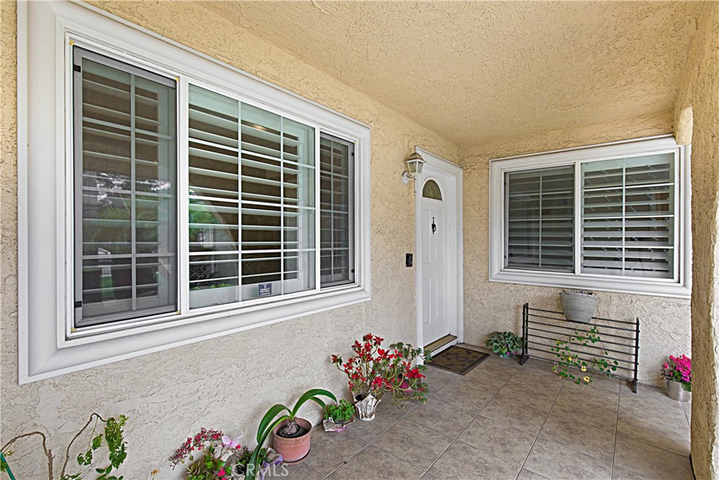 14920 Redwood Lane
