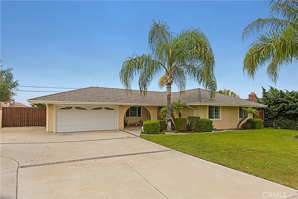 14920 Redwood Lane