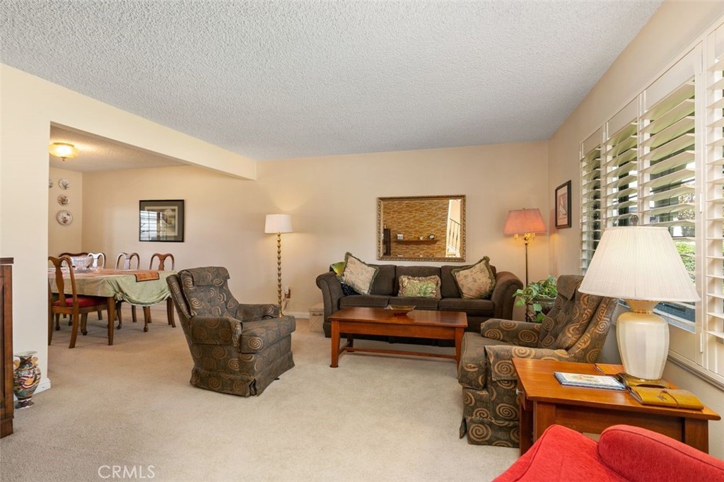 1049 Flintlock Road