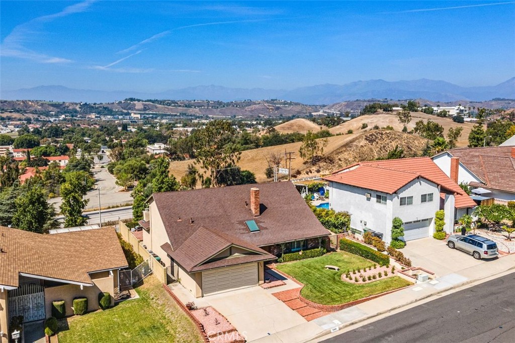 1049 Flintlock Road