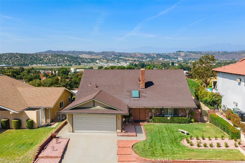 1049 Flintlock Road