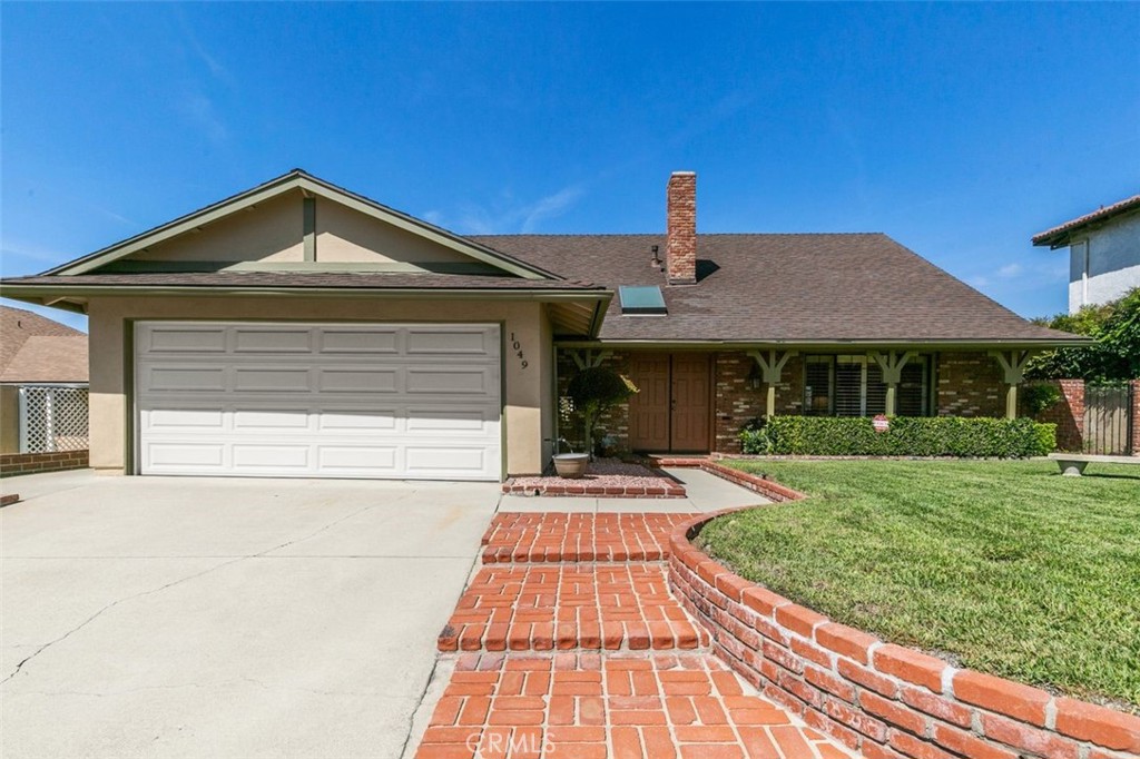 1049 Flintlock Road