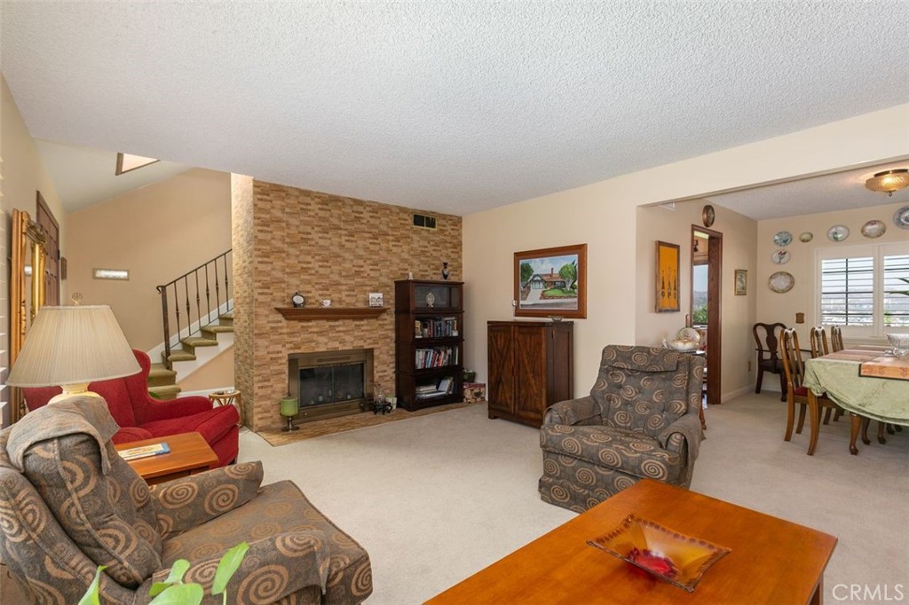 1049 Flintlock Road