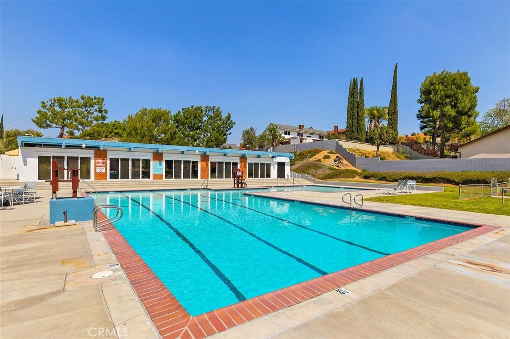 1049 Flintlock Road