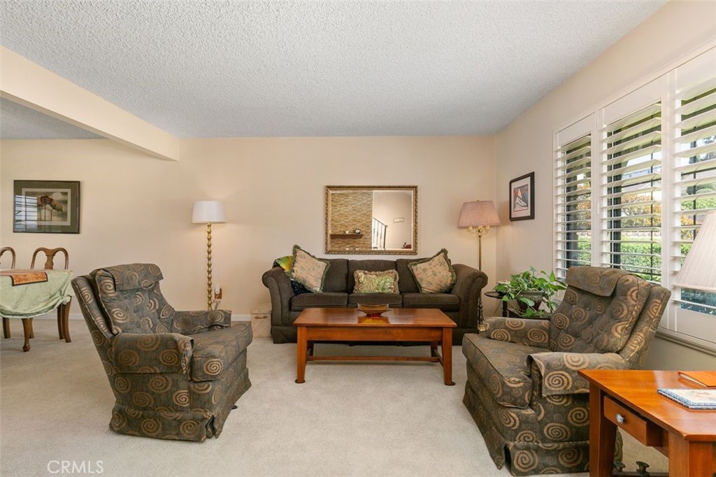 1049 Flintlock Road