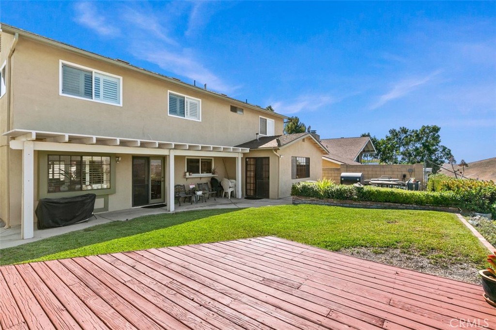 1049 Flintlock Road
