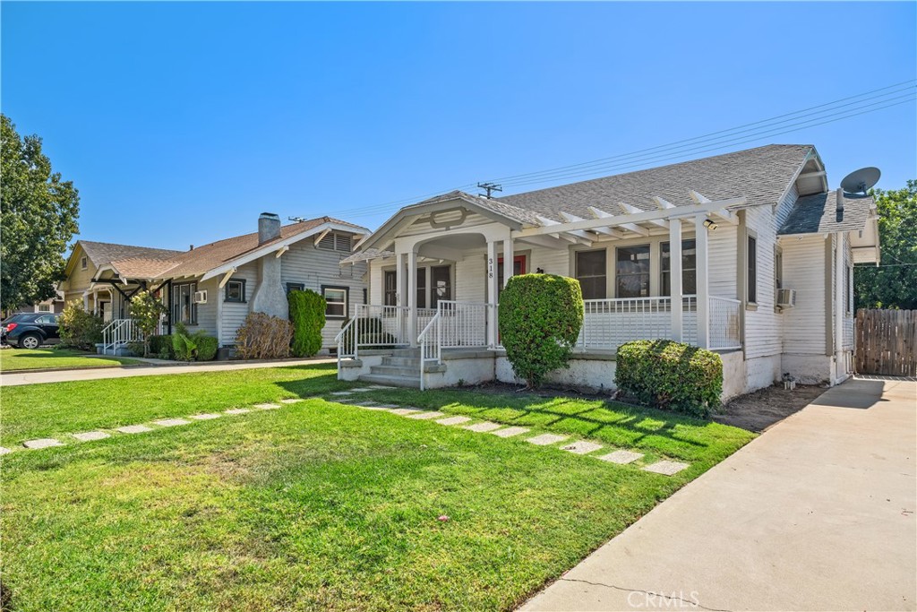 318 E Italia Street