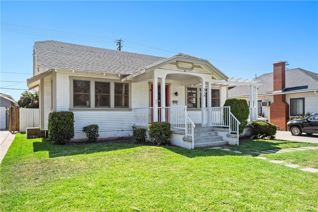 318 E Italia Street