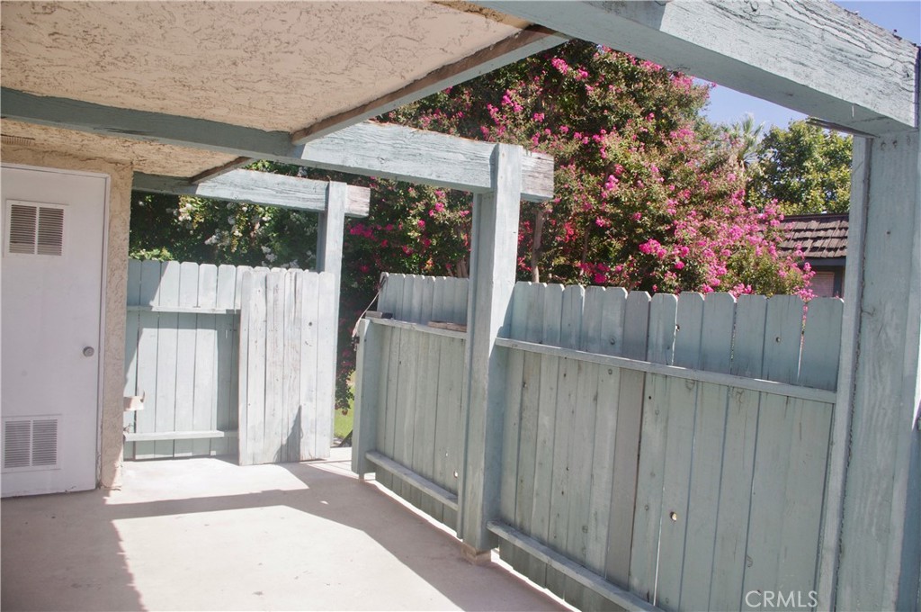 2530 Gonzaga Lane