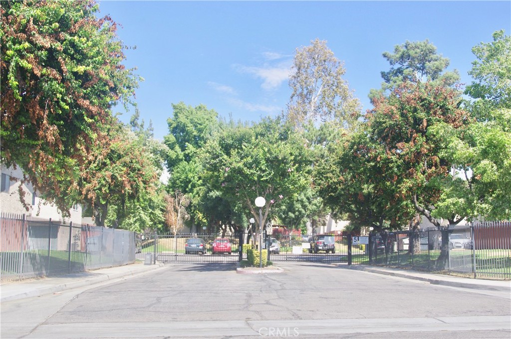 2530 Gonzaga Lane