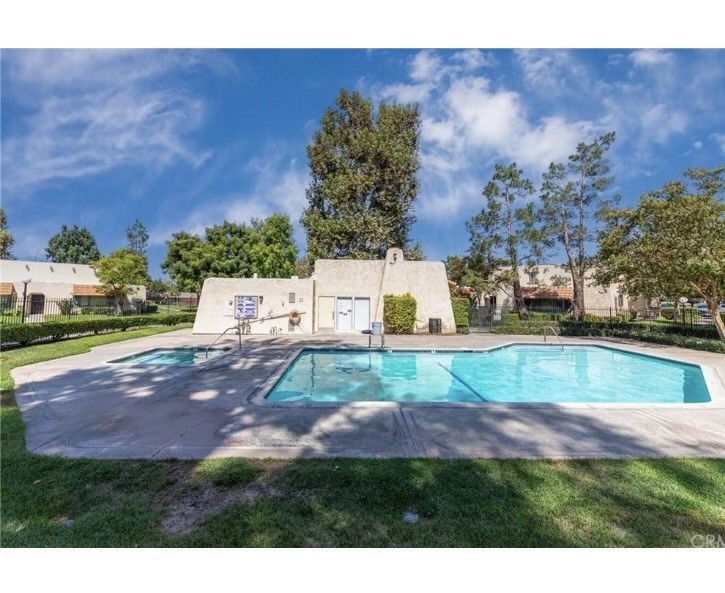 2530 Gonzaga Lane