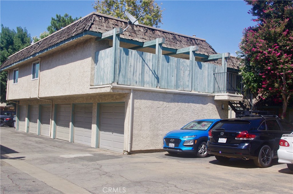 2530 Gonzaga Lane