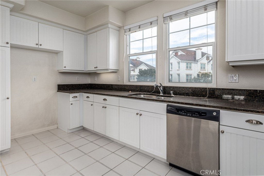 755 Harbor Cliff Way Unit: 110