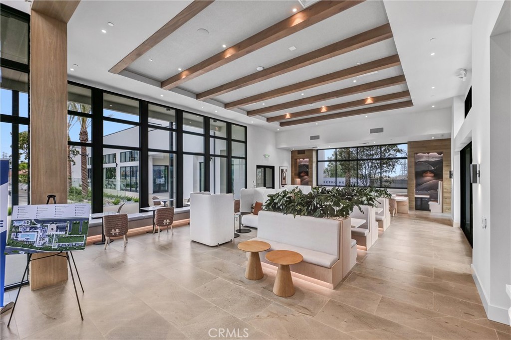 905 Poppy Court Court