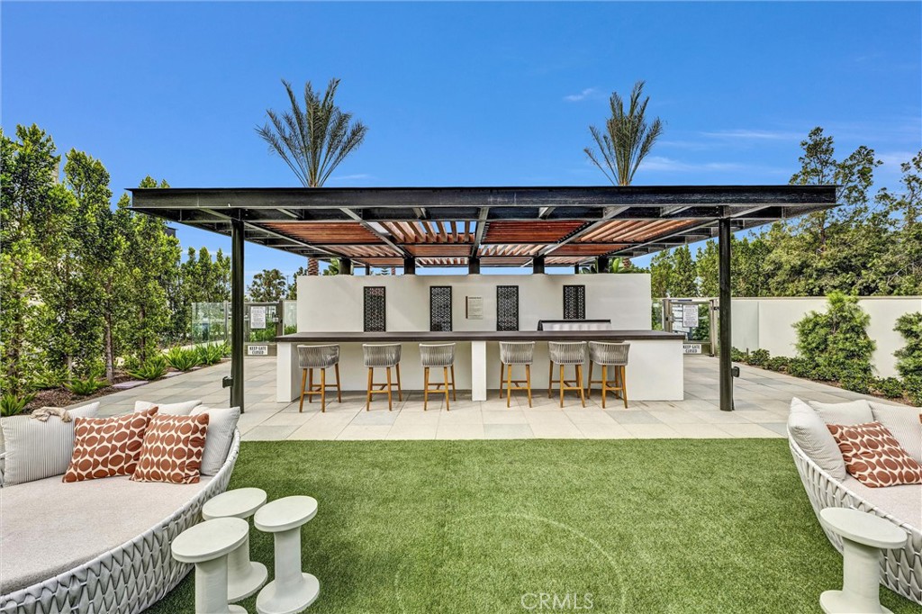 905 Poppy Court Court