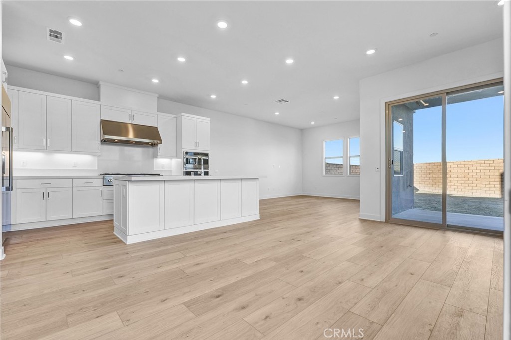905 Poppy Court Court