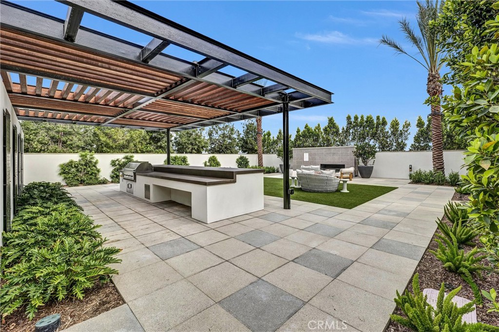 905 Poppy Court Court