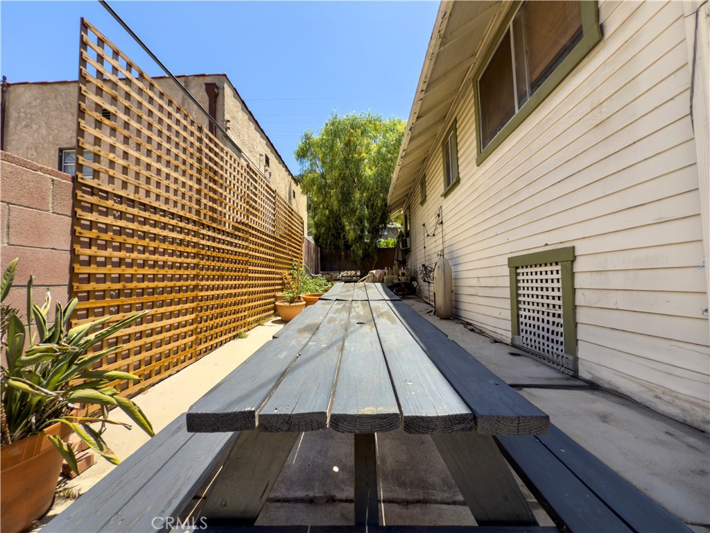 3621 Griffin Avenue