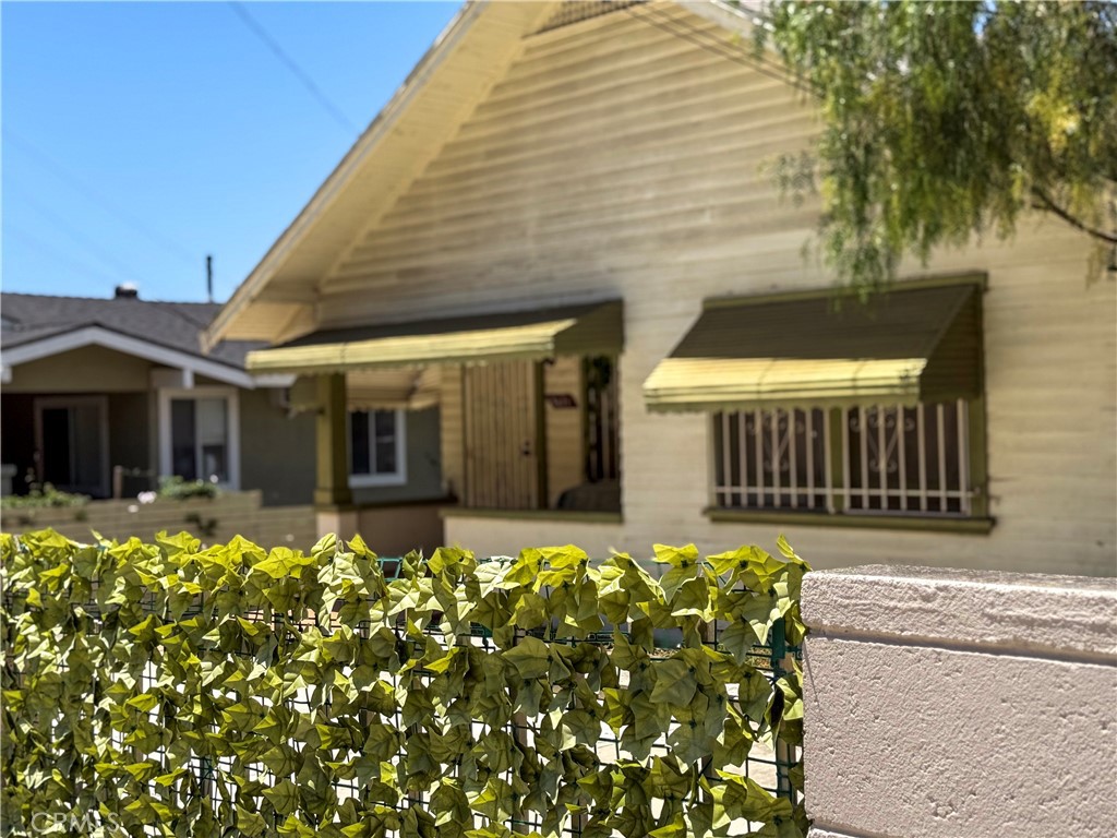 3621 Griffin Avenue