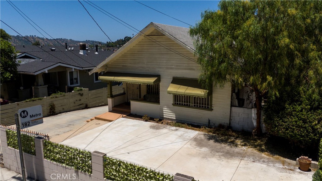 3621 Griffin Avenue