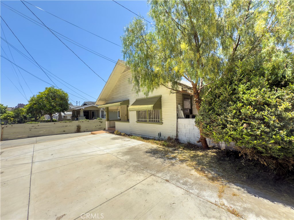 3621 Griffin Avenue