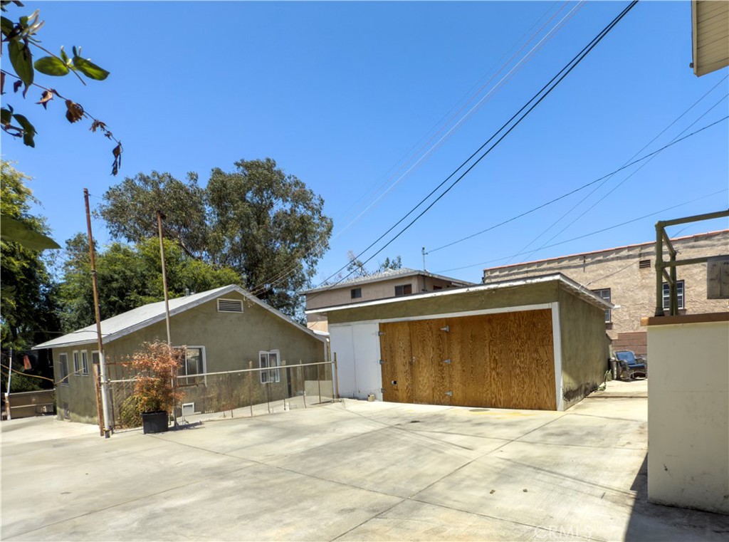 3621 Griffin Avenue