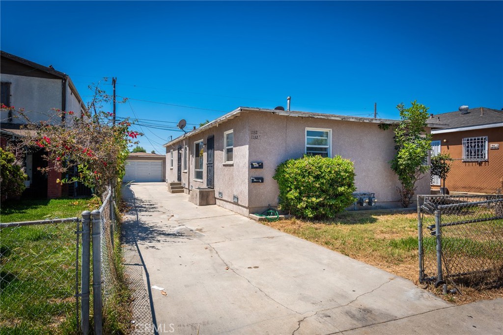 1132 E 65th Street