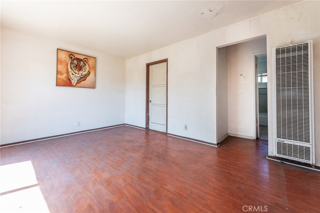 1132 E 65th Street