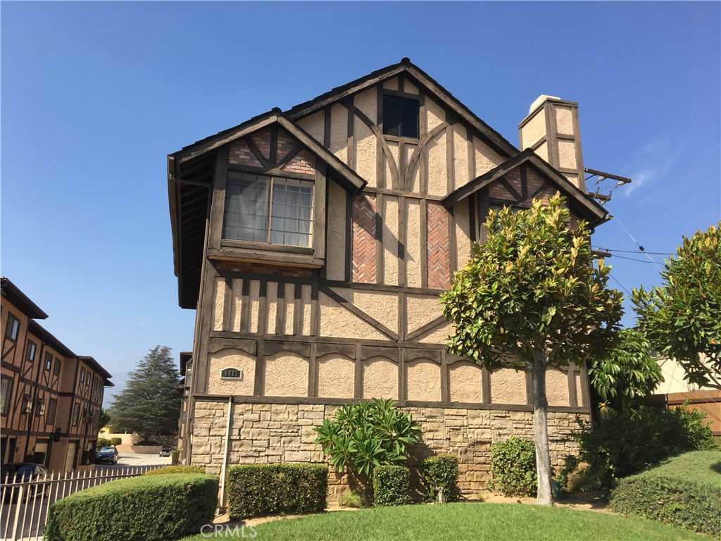 8815 Mission Drive A