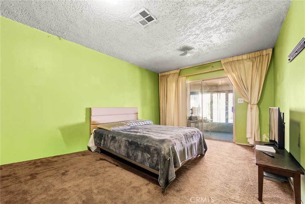 207 Los Angeles Avenue