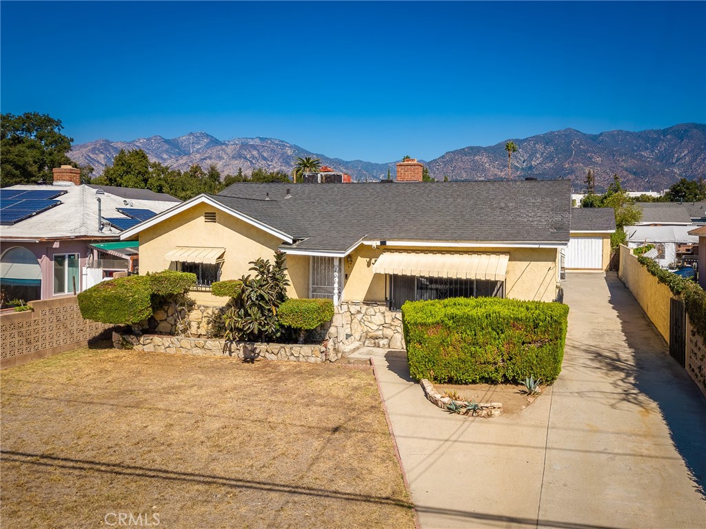 207 Los Angeles Avenue